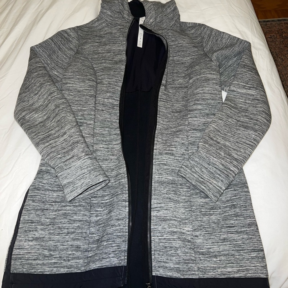 Lululemon Pick your path Jacket - Size 8